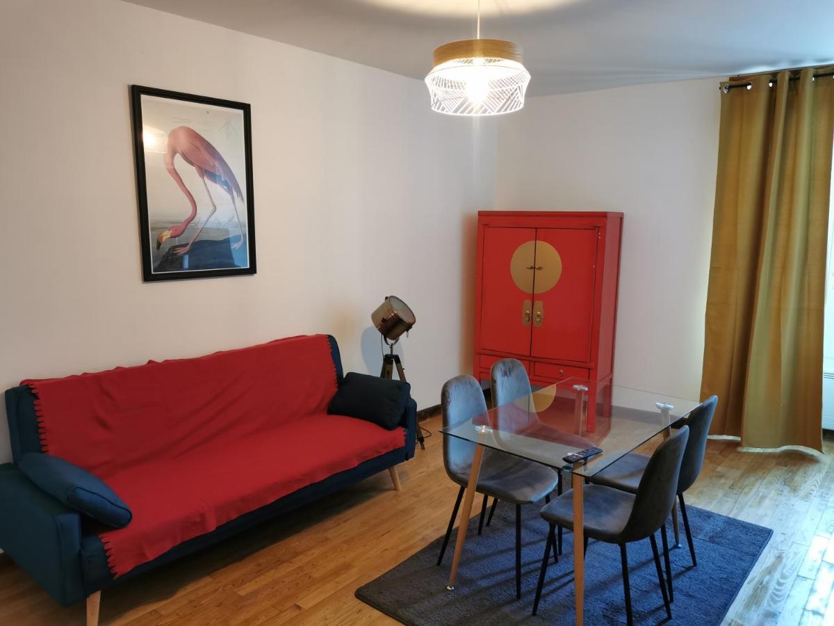 Centre Confolens Studios Renoves Экстерьер фото
