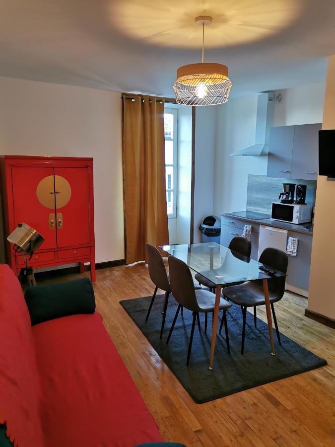Centre Confolens Studios Renoves Экстерьер фото